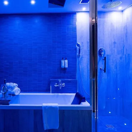 3 In Centro Con Vista Mare, Doccia Cromoterapia&netflix Gratuito Appartamento