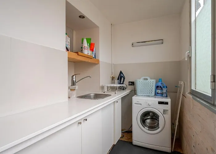 Apartamento 3 In Centro Con Vista Mare, Doccia Cromoterapia&netflix Gratuito