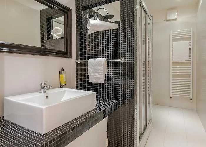 3 In Centro Con Vista Mare, Doccia Cromoterapia&netflix Gratuito *