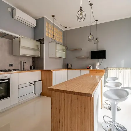 Apartment Promo Limitata! 3 Eleganti In Centro Con Vista Mare, Palestra & Doccia Cromoterapia *