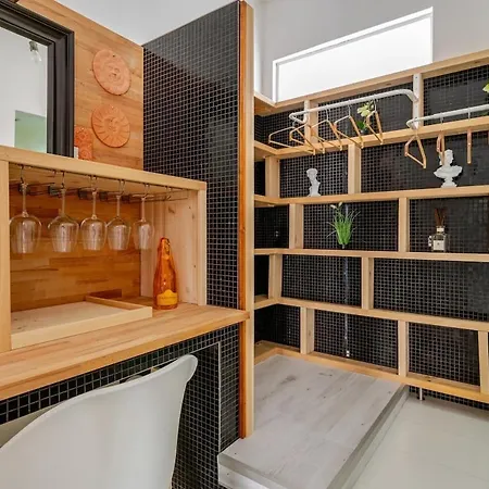 3 In Centro Citta Con Vista Mare, Doccia Cromoterapia & Netflix Gratuito * Pescara