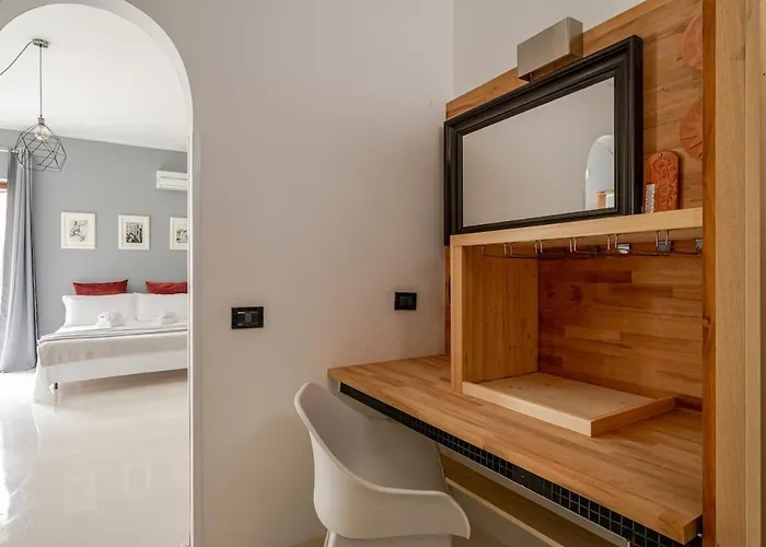 3 In Centro Con Vista Mare, Doccia Cromoterapia&netflix Gratuito Appartamento