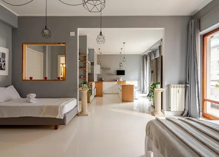 Appartamento 3 In Centro Con Vista Mare, Doccia Cromoterapia&netflix Gratuito *