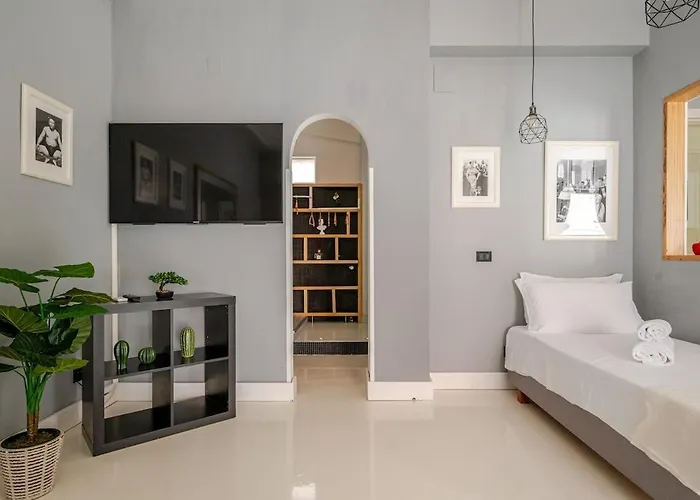 3 In Centro Citta Con Vista Mare, Doccia Cromoterapia & Netflix Gratuito